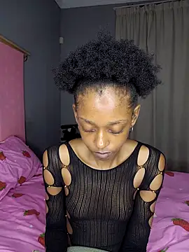 Snapshot of 02Boitybaby chatting on March 24, 9:53 pm 02Boitybaby online show from March 24, 9:53 pm