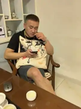 ShaoZian 1 online show from April 11, 4:11 pm