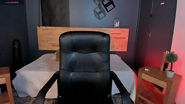 Snapshot of Annaa_rosee chatting on January 8, 3:51 am Annaa rosee online show from January 8, 3:51 am