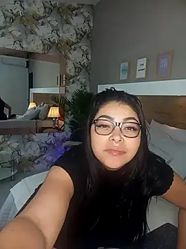 EmaBakker online show from November 2, 11:34 am