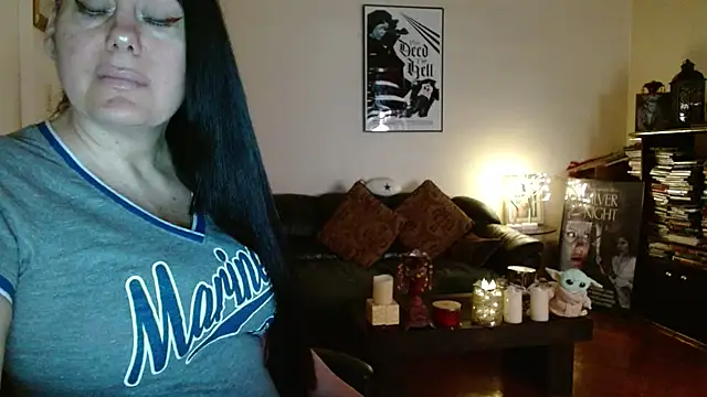 mandaloriangirls online show from March 10, 5:29 pm