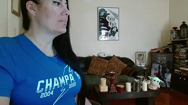 mandaloriangirls online show from April 21, 4:34 pm