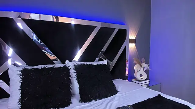 JulietaCheerr online show from January 2, 2:02 pm