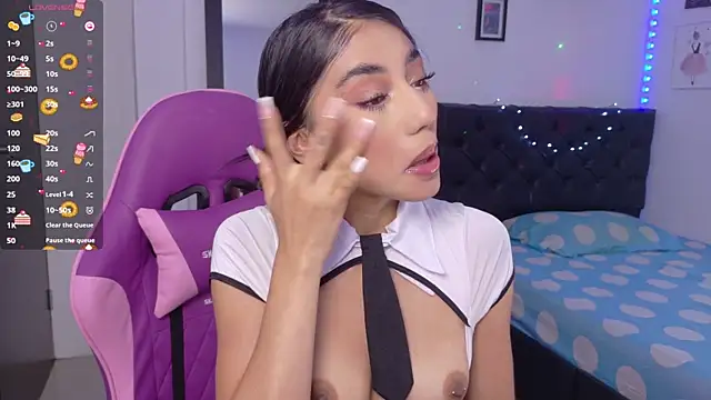 JulietaCheerr online show from March 26, 1:17 pm