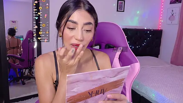 JulietaCheerr online show from April 28, 2:00 pm