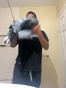 Snapshot of zaico892 chatting on February 20, 11:43 am zaico892 online show from February 20, 11:43 am