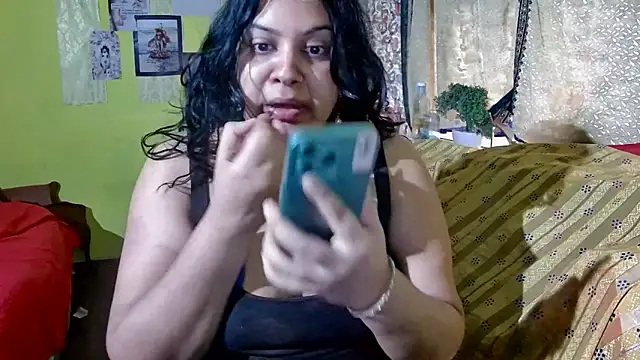 Snapshot of GoddessLorenaTheeSiren chatting on January 22, 10:07 am GoddessLorenaTheeSiren online show from January 22, 10:07 am