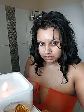 Snapshot of GoddessLorenaTheeSiren chatting on February 20, 2:13 pm GoddessLorenaTheeSiren online show from February 20, 2:13 pm