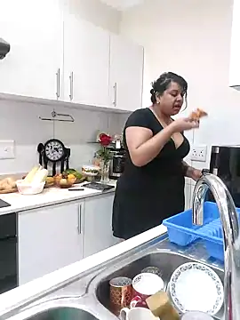 Snapshot of GoddessLorenaTheeSiren chatting on February 27, 5:04 pm GoddessLorenaTheeSiren online show from February 27, 5:04 pm