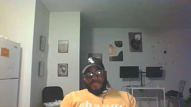 Stayinalive1992 online show from December 8, 5:39 am