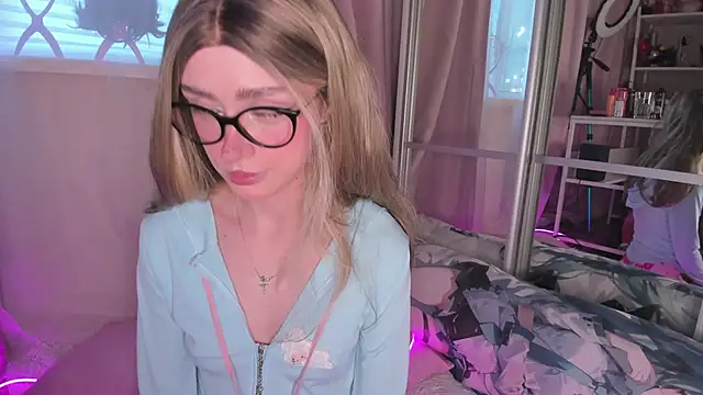 -bae online show from April 3, 3:21 pm