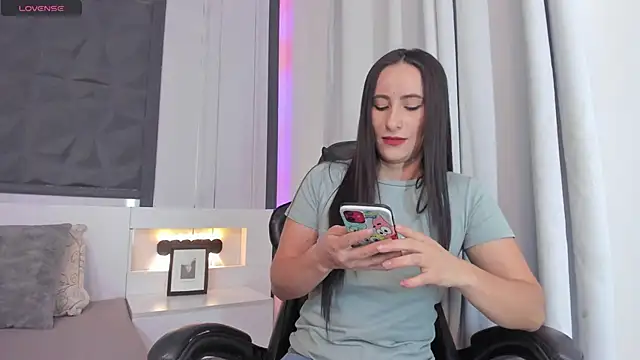 SaraGomez1 online show from February 28, 6:31 pm