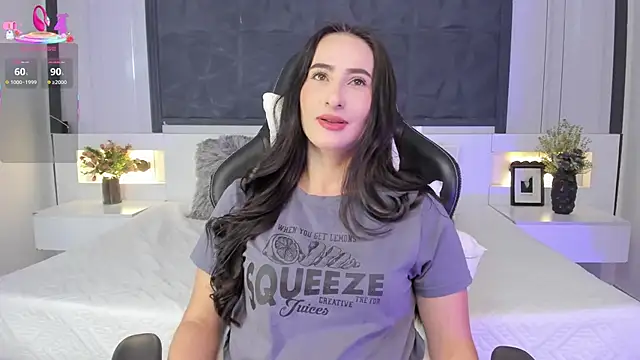 SaraGomez1 online show from September 19, 1:34 pm