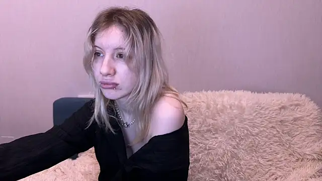 Snapshot of moundliicht1 chatting on November 7, 8:31 pm moundliicht1 online show from November 7, 8:31 pm