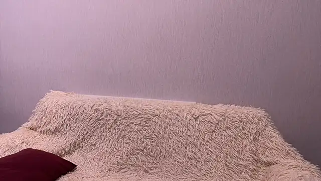 moundliicht1 online show from December 20, 8:05 pm