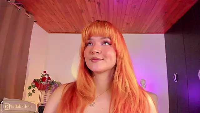 DAKOTA LOVEE online show from February 13, 7:15 am