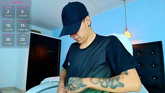 Lobo 17  online show from September 24, 3:54 am