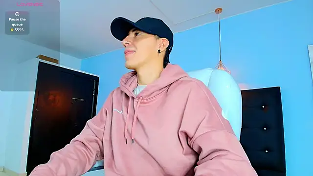 Lobo 17  online show from September 26, 4:27 am