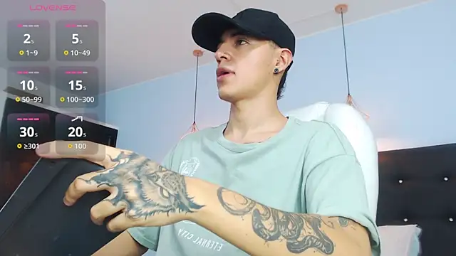 Lobo 17  online show from October 16, 3:40 am