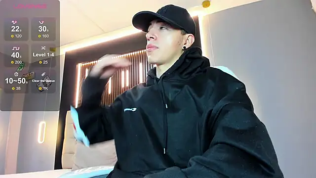 Lobo 17  online show from March 31, 3:52 am