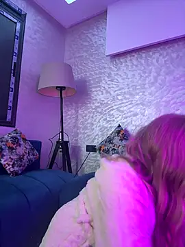 belquiis online show from December 14, 7:47 am