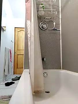 QcMisterv13 online show from October 1, 2:50 am