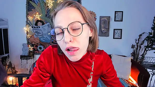 Snapshot of AphexQueen chatting on December 26, 6:22 pm AphexQueen online show from December 26, 6:22 pm