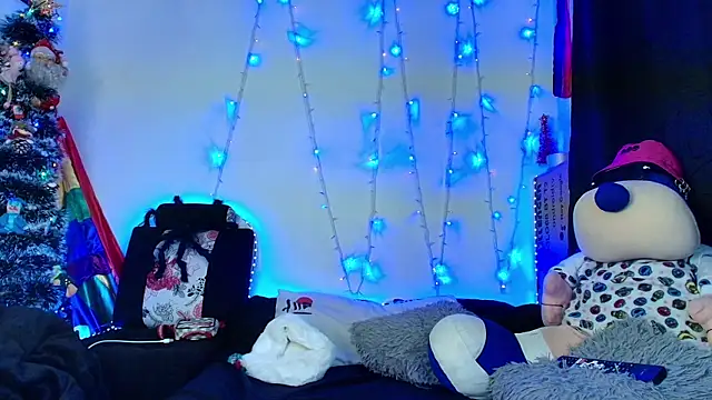 twink sebas  online show from December 24, 8:49 pm