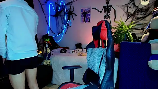 twink sebas  online show from October 31, 6:25 am