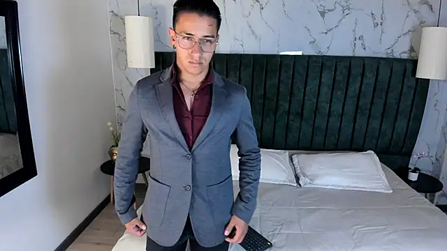 Andy Joy  online show from September 26, 11:58 am