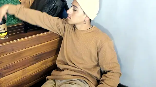 Andy Joy  online show from November 24, 11:21 am