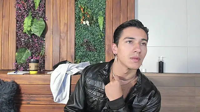 Andy Joy  online show from April 23, 11:09 am