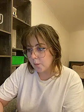 cinnabon  online show from December 6, 7:01 pm