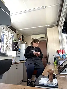 cinnabon  online show from February 5, 8:00 am