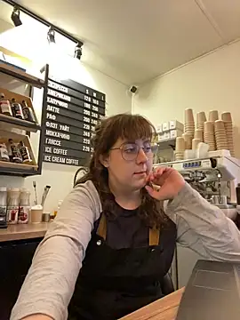 cinnabon  online show from October 25, 11:51 am