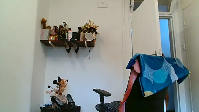 xTALLSEXYBUMx online show from January 8, 5:21 am