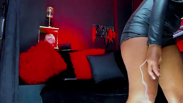 Coralinstone online show from January 16, 7:51 pm