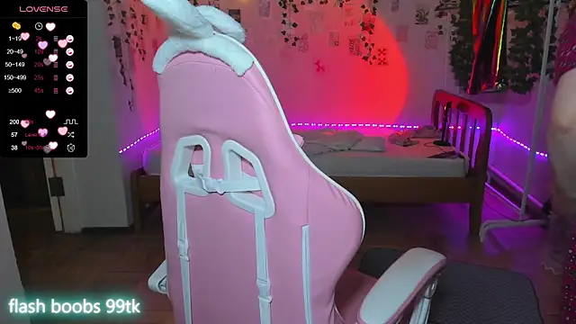 Snapshot of KrisTyBooBsin chatting on March 17, 5:27 pm KrisTyBooBsin online show from March 17, 5:27 pm