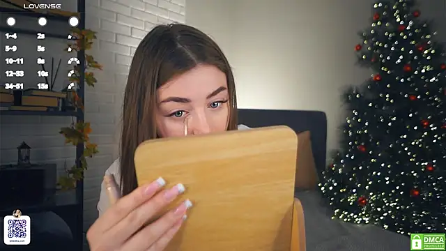 LindaFarmer online show from January 13, 4:07 am