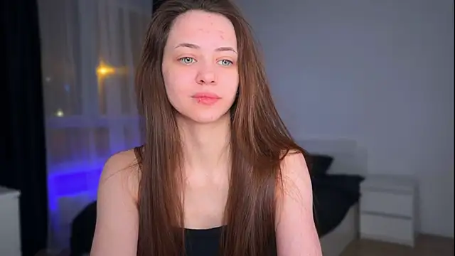 Snapshot of Riasha chatting on December 14, 8:57 pm Riasha online show from December 14, 8:57 pm