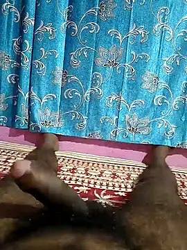 Juicy liquid online show from February 4, 6:49 pm