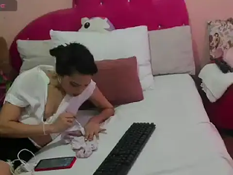 jadde blair online show from December 13, 8:04 pm