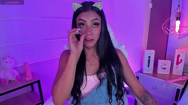 Amber villalobos  online show from March 5, 2:07 am