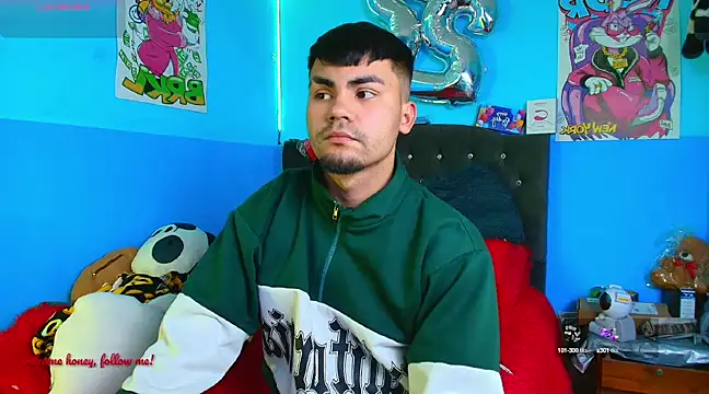 Snapshot of kalivan_voinesscu chatting on December 5, 4:31 am kalivan voinesscu online show from December 5, 4:31 am