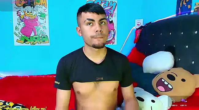 Snapshot of kalivan_voinesscu chatting on January 19, 9:45 pm kalivan voinesscu online show from January 19, 9:45 pm