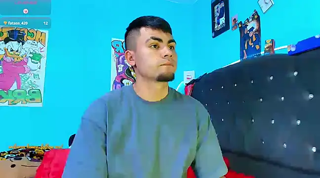 Snapshot of kalivan_voinesscu chatting on January 23, 6:06 am kalivan voinesscu online show from January 23, 6:06 am