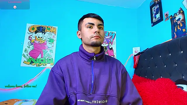 Snapshot of kalivan_voinesscu chatting on February 11, 5:26 am kalivan voinesscu online show from February 11, 5:26 am