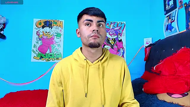 Snapshot of kalivan_voinesscu chatting on March 7, 5:51 am kalivan voinesscu online show from March 7, 5:51 am