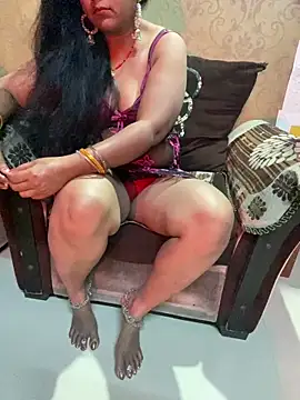 Snapshot of Tameesh_sexy_mistress chatting on May 16, 12:37 pm Tameesh sexy mistress online show from May 16, 12:37 pm