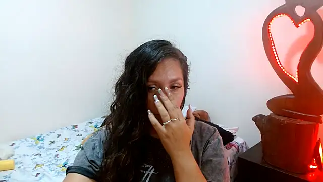 naihroby online show from December 9, 2:45 am